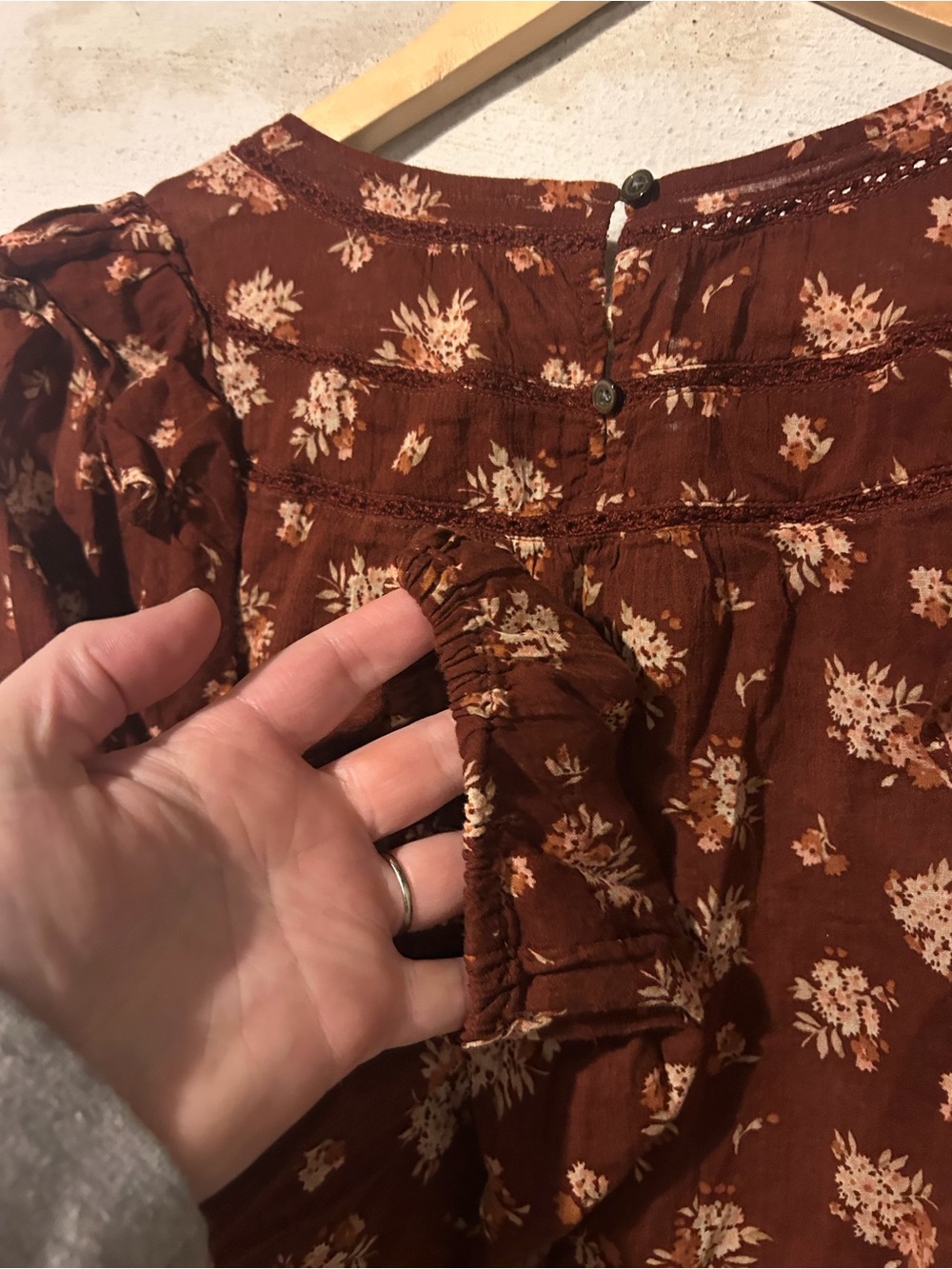 Madewell Ruffle Top - Picture 9 of 9